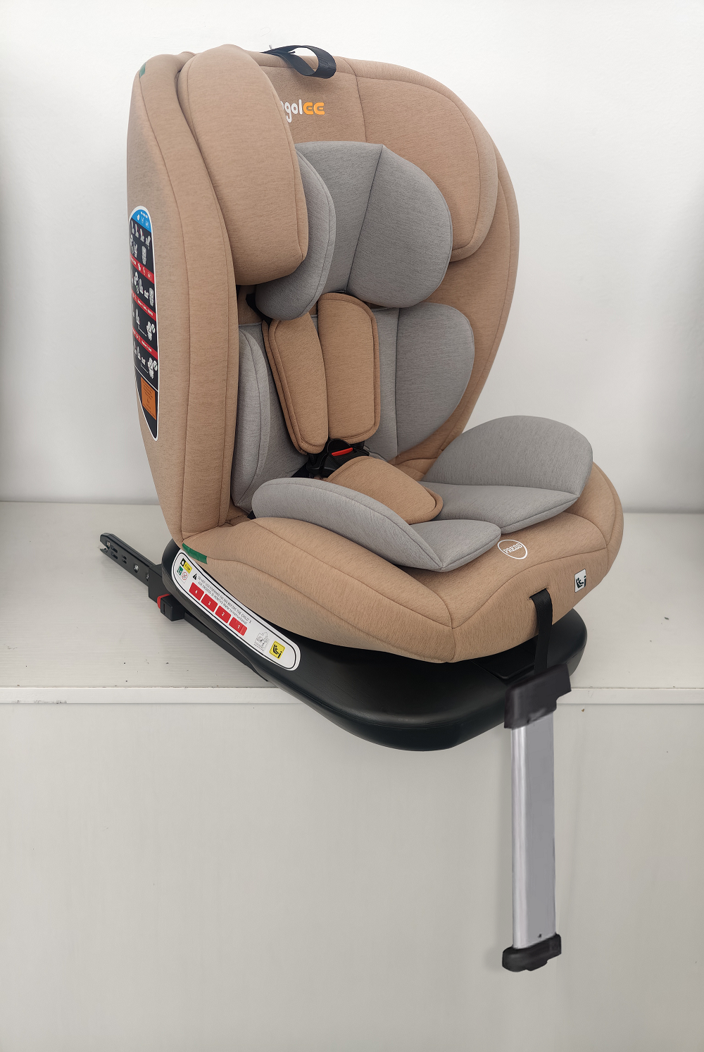 OGOLEE لإطلاق مقعد سيارة مبتكر 40-150 سم مع ساق الدعم في يوليو ، يقدم قيمة لا مثيل لها